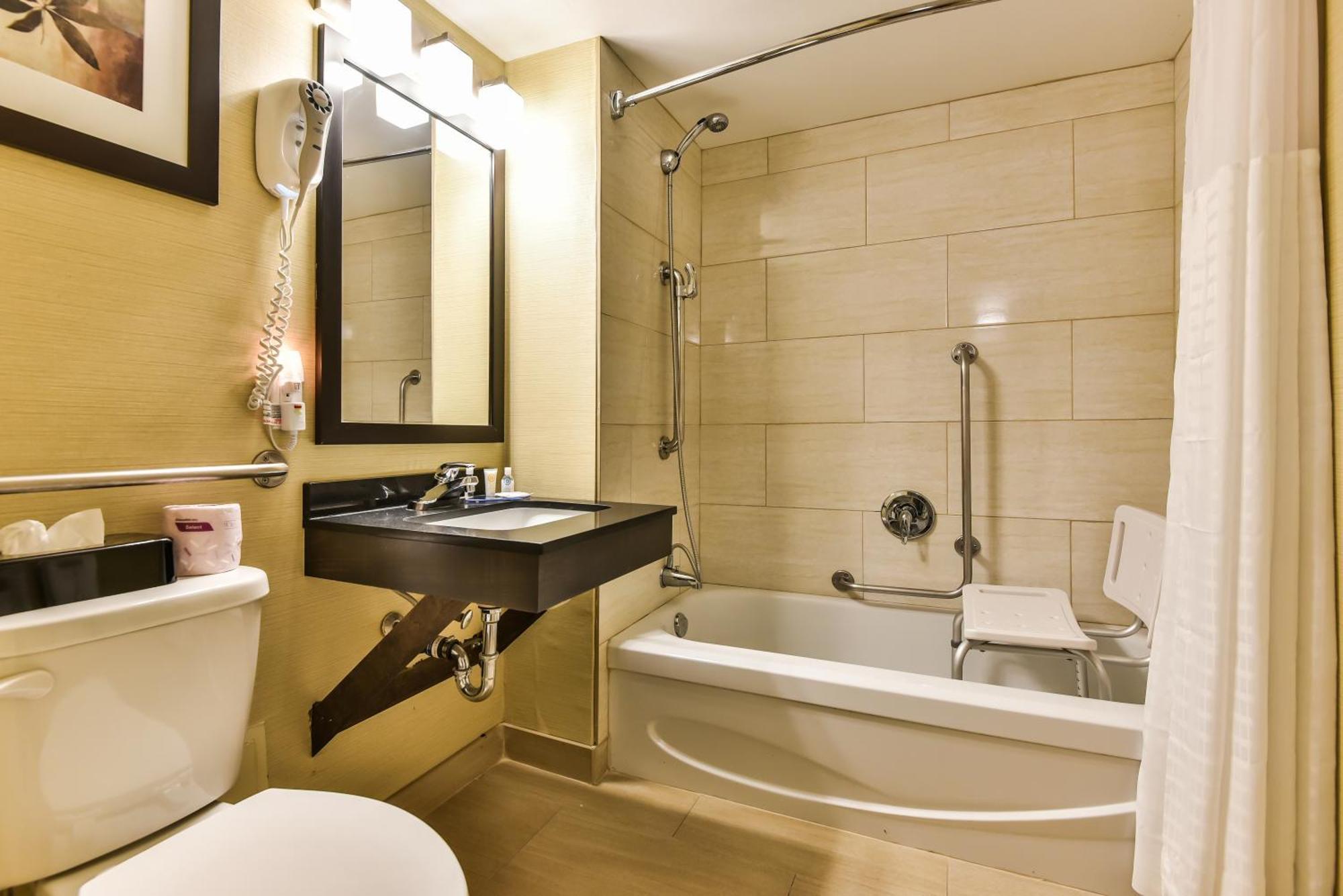 Comfort Inn Windsor Eksteriør billede